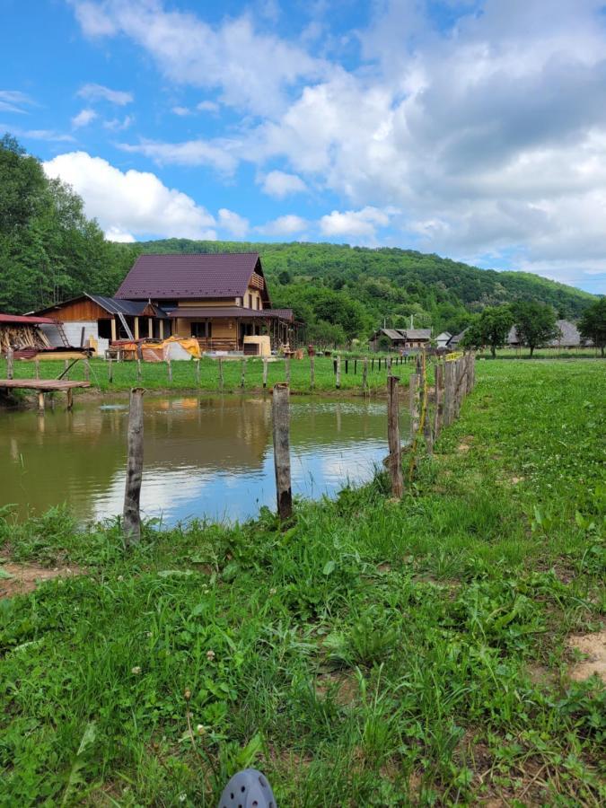 Cabana Lunca Тирґу-Нямц Екстер'єр фото